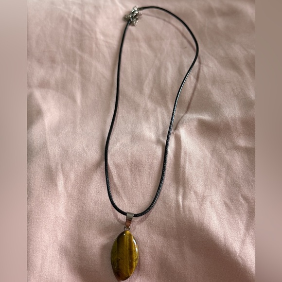 Jewelry - Polished Rock Pendant Necklace